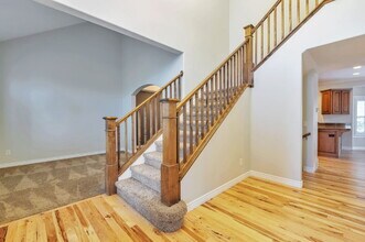 Building Photo - AVAILABLE NOW  — SPACIOUS & BEAUTIFUL Bountiful Meadows Home. 4 BED 3 BATH SIGNLE FAMILY HOME