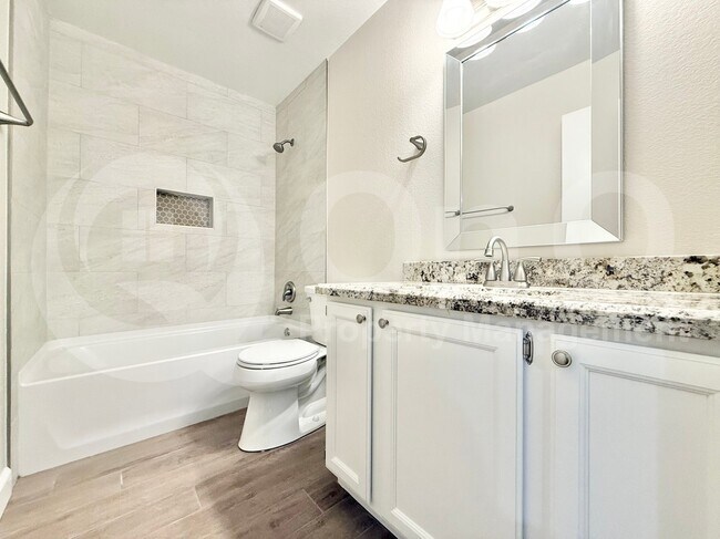 Building Photo - 537 S Danyell Dr