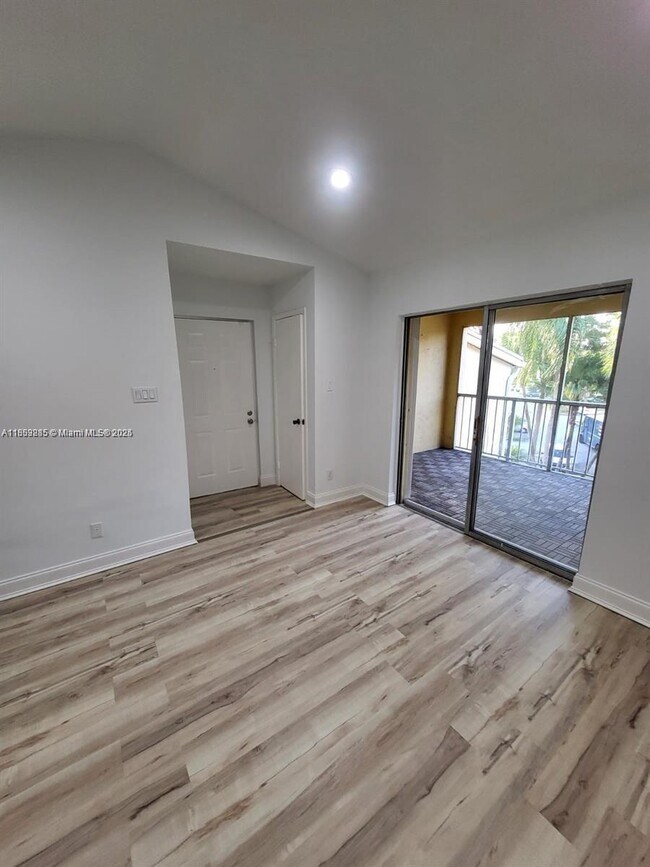 Building Photo - 15290 SW 106th Ln