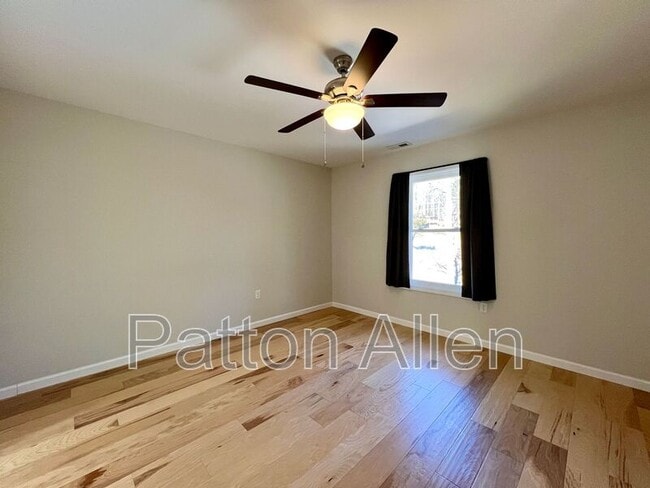 Building Photo - 305 Glenn Bridge Rd