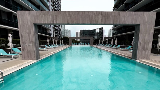 Rooftop Pool - 55 SW 9th St