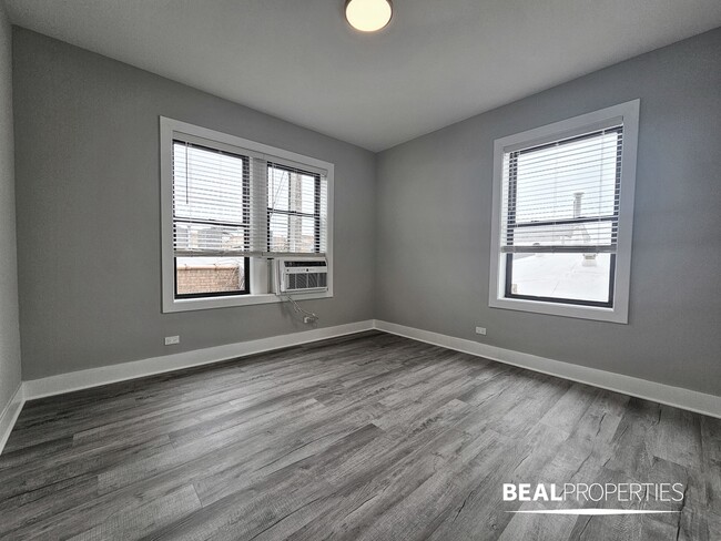Building Photo - 373 Hazel Ave