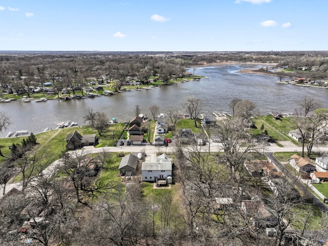 Building Photo - 2916 Oakwood Ave