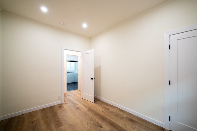 Building Photo - 211 N Berendo St