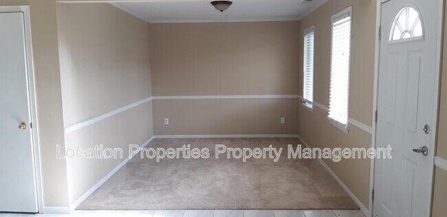 Building Photo - 4412 W 24th Pl