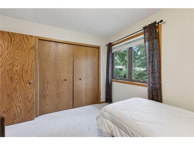 Building Photo - 796 Sunset Dr