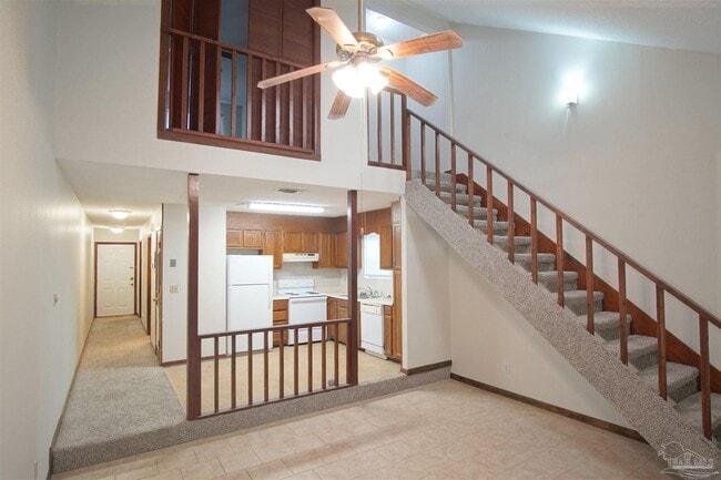 Building Photo - 7223 Lago Vista Ct