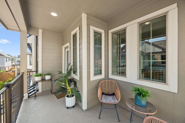 Building Photo - 15850 Black Grouse Dr