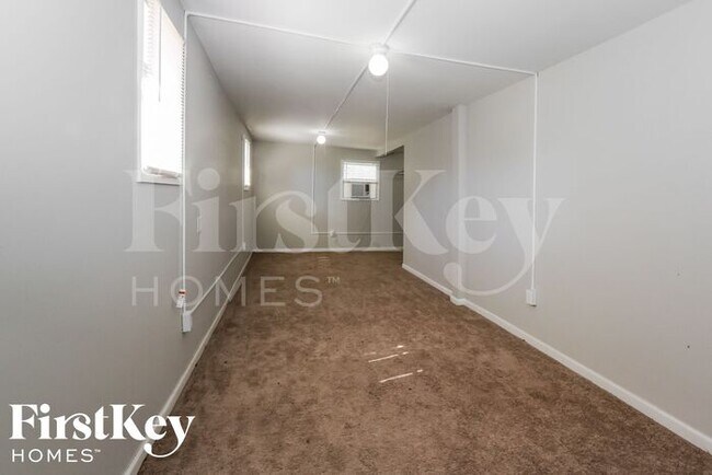 Building Photo - 1279 Woodston Rd