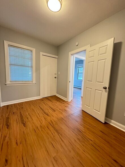 BD 3 - 42 Alder St