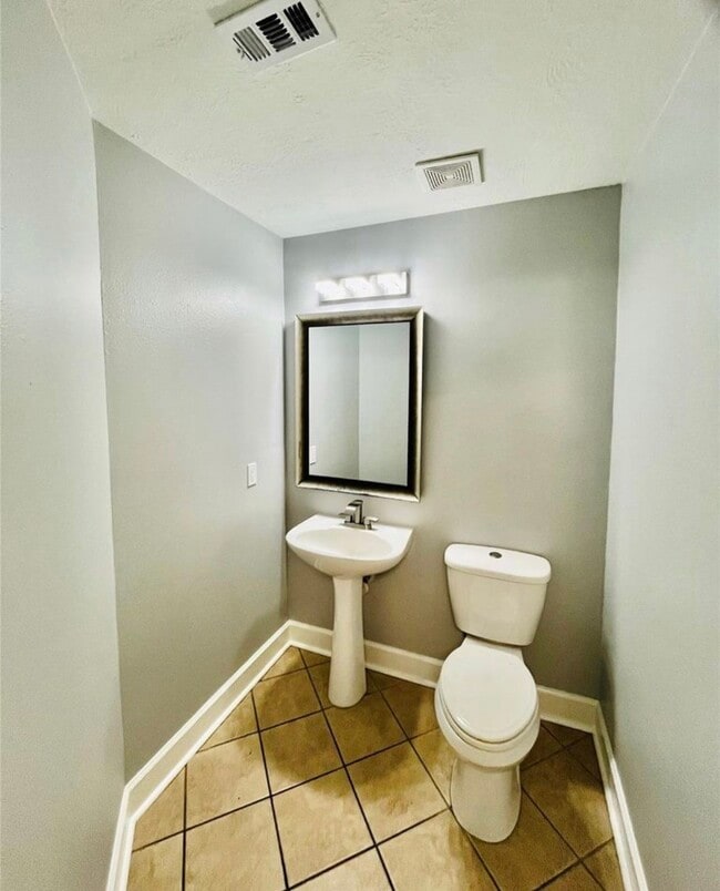 Building Photo - 17030 Cypresswood Glen Tr