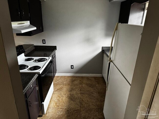 Building Photo - 1460 Bakalane Ct