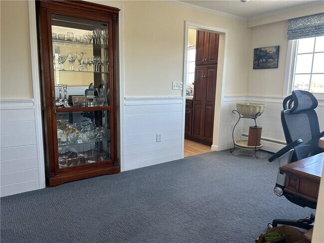 Building Photo - 67 Esmond Ave