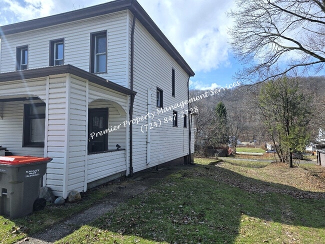 Building Photo - 1307 9th Ave