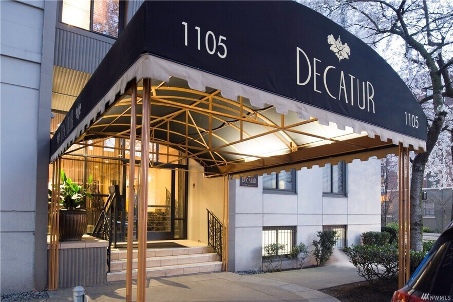 Building Photo - 1105 Spring St