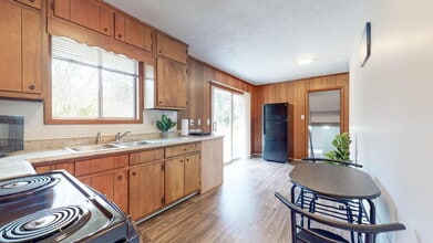 Building Photo - The Winmar | Enjoy convenient living in Conley, only 3 minutes away from the SR 42 @ Rock Cut Pl ...