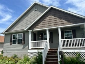 Building Photo - 1309 8th St NW