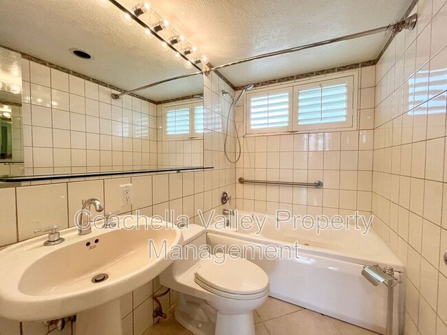 Building Photo - 77495 Cheyenne Dr