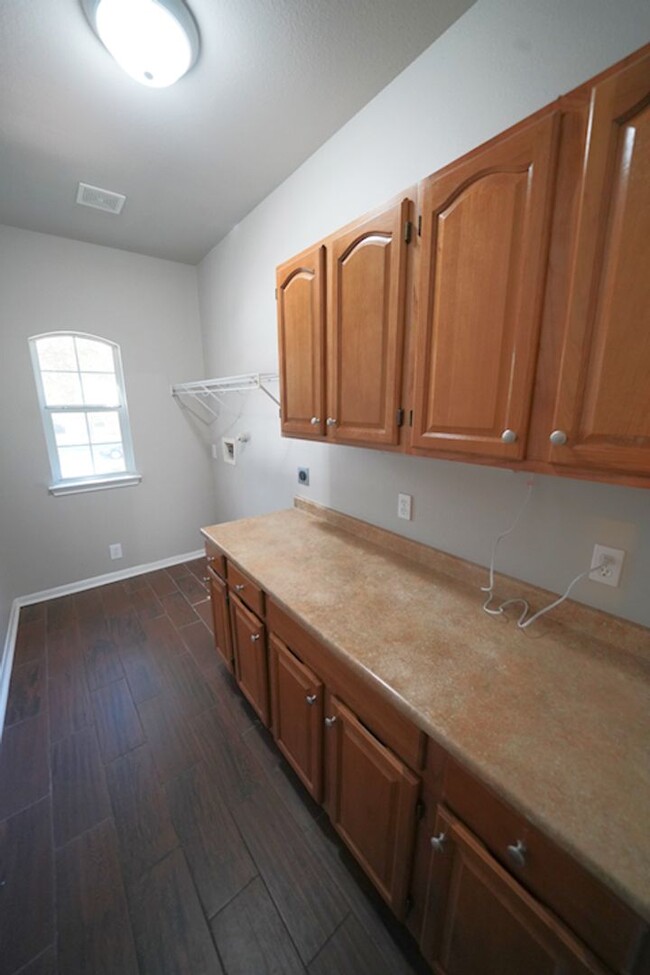 Building Photo - Stunning Single-Story Home Now Available i...