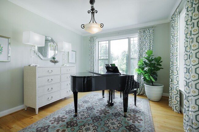 Building Photo - Beautiful home in Charleston walk community!