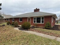 Building Photo - 3641 Maxton Rd