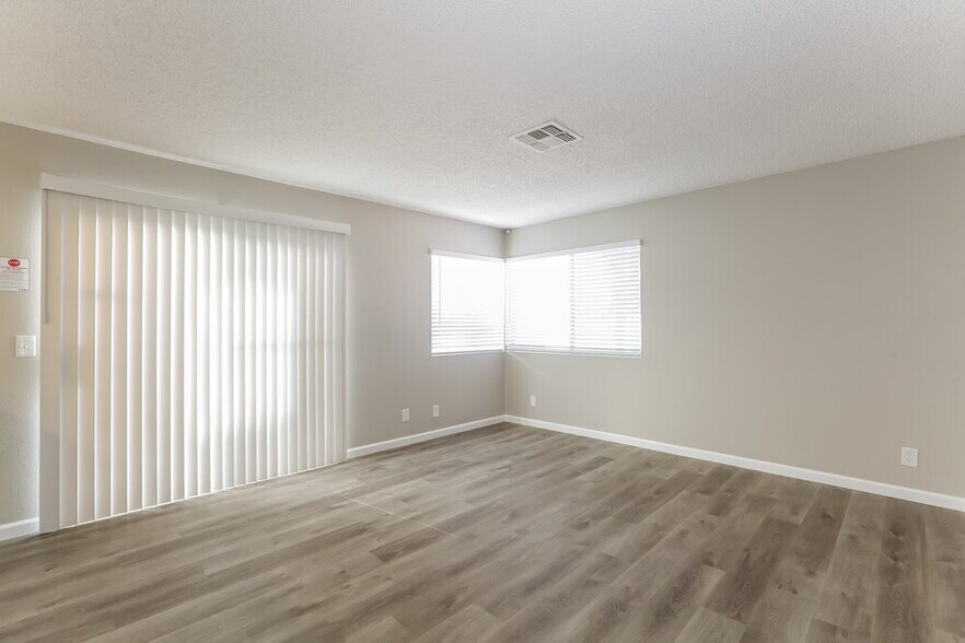 Building Photo - 316 Clifton Heights Dr