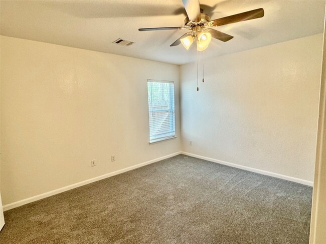 Building Photo - 26680 Pools Creek Dr