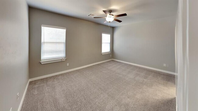 Building Photo - 12412 Bluford Ln