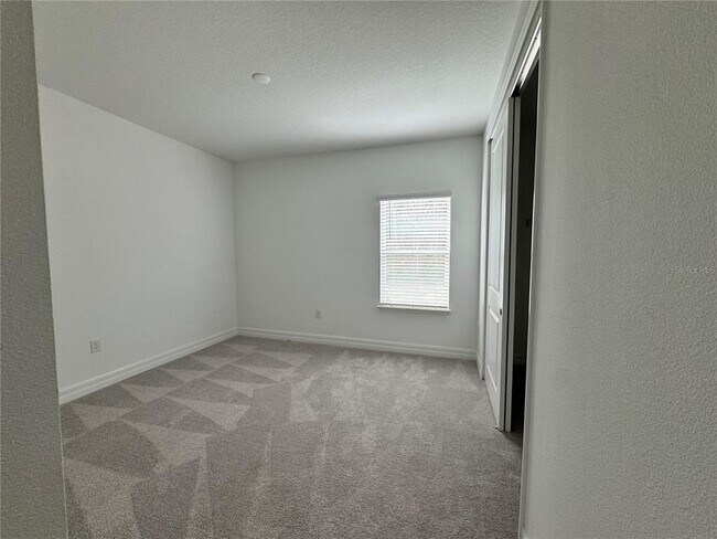 Building Photo - 1308 SE 43rd Rd