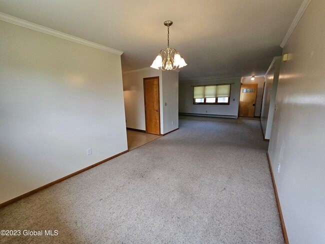 Building Photo - 12 Fisher Ln