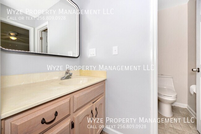 Building Photo - 118 Sweetwater Dr
