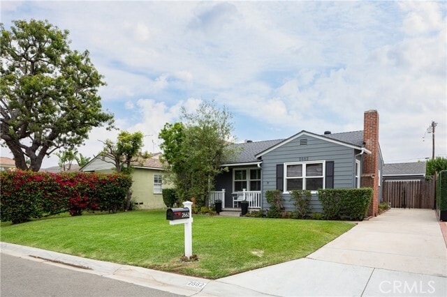 Building Photo - 2662 Riverside Dr