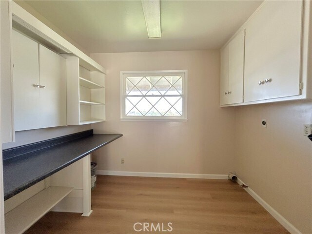 Building Photo - 238 E Sunset Dr N