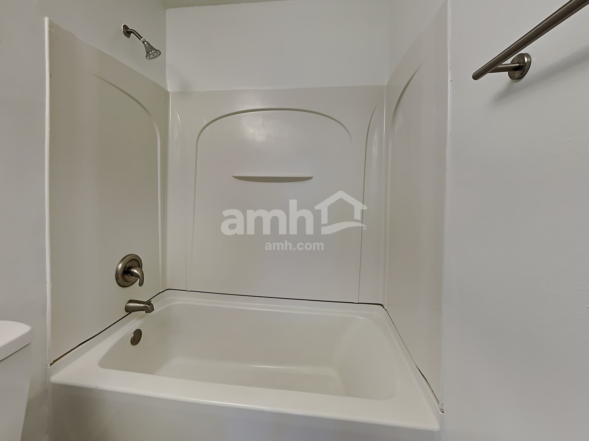 Building Photo - 5613 Topsail Ct