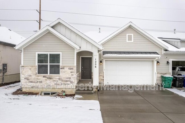 Primary Photo - 1248 W Brinkerhoff Dr