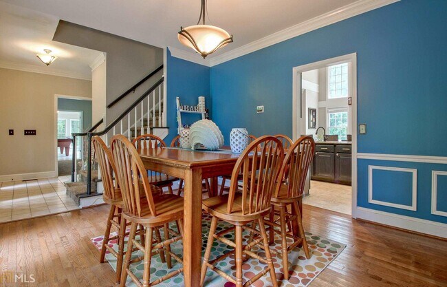 Building Photo - 208 Wysteria Ct