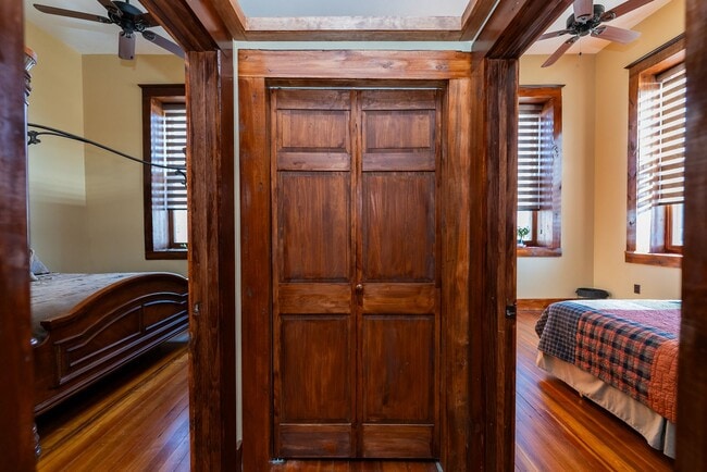 Building Photo - 101 N Main Ave