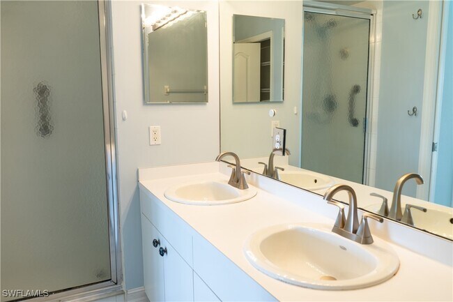 Building Photo - 2700 Cypress Trace Cir