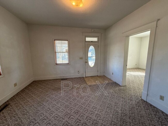 Building Photo - 102 S Connor Ave