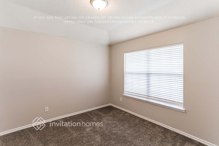 Building Photo - 4103 English Ivy Dr