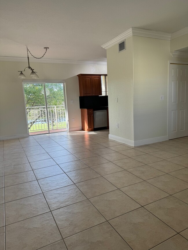 Building Photo - 7280 NW 174th Terrace