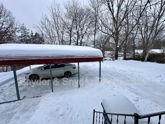 Building Photo - 2052 16th St SW