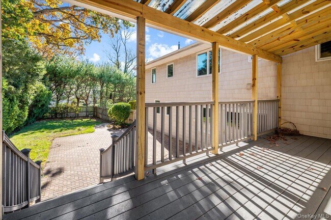 Building Photo - 25 Belmont Dr W