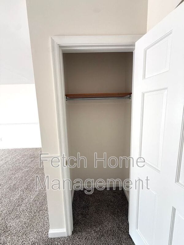 Building Photo - 55 Beech Ln