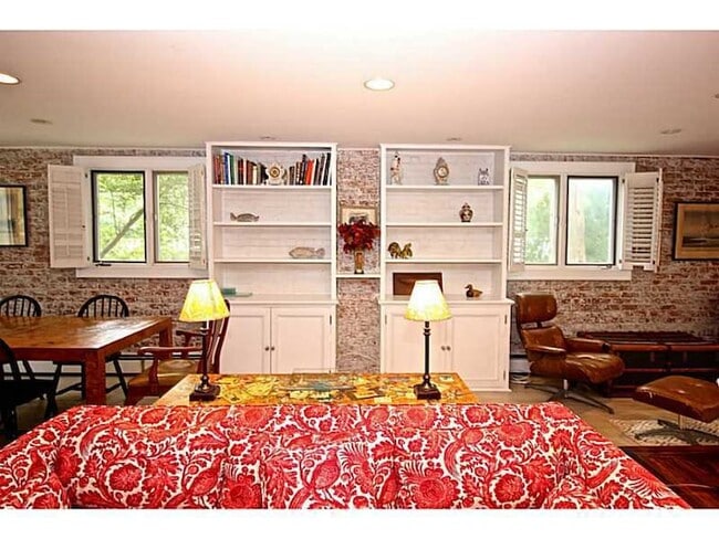 Building Photo - 434 Bellevue Ave