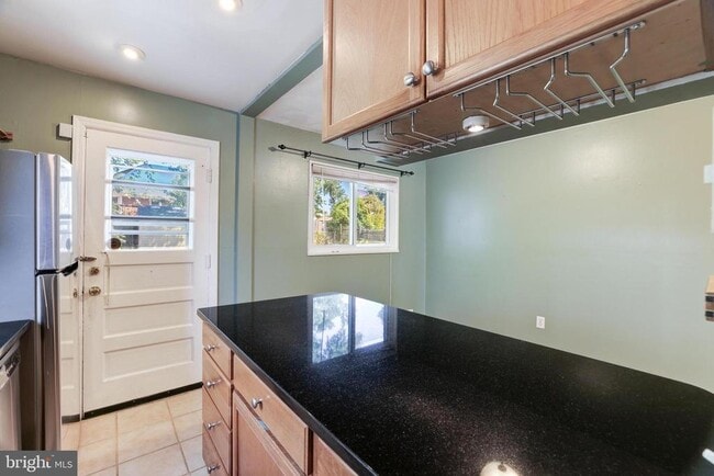 Building Photo - 2308 Mary Baldwin Dr