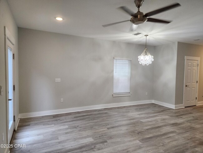 Building Photo - 9024 Banyan Beach Dr