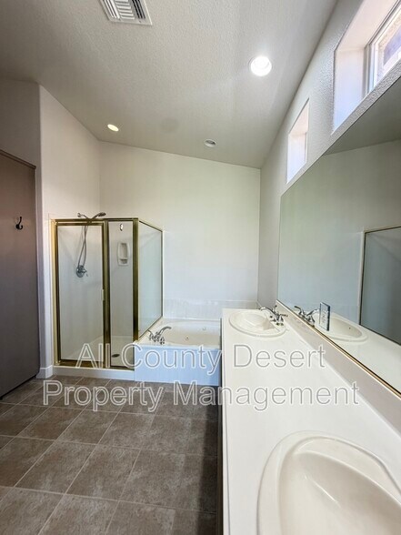Building Photo - 80230 Green Hills Dr