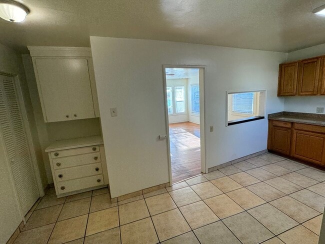 Building Photo - Charming 3 bedroom home in North Chico