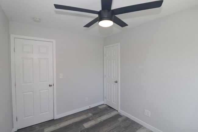 Building Photo - 4239 Swift Ave